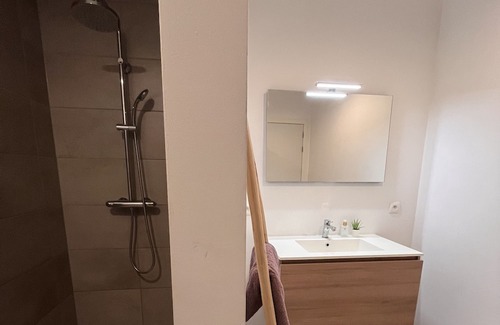Heusden-Zolder Apartment | Home away from home in Limburg. Pet-friendly!
