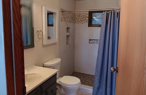 Brookings House | Beautiful Brookings Home with Ocean View and Jacuzzi