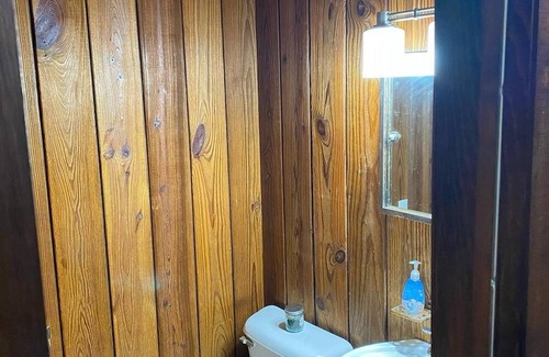 Franklin Park House | A ranch home within the outskirts of Chicago