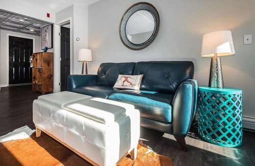 Killington Apartment | Jack S'Bearo - Slopeside at Pico! Shuttle to Killy