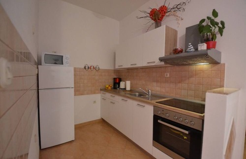 Stobrec Apartment | One bedroom apartment with air-conditioning Stobreč, Split (A-21820-a)