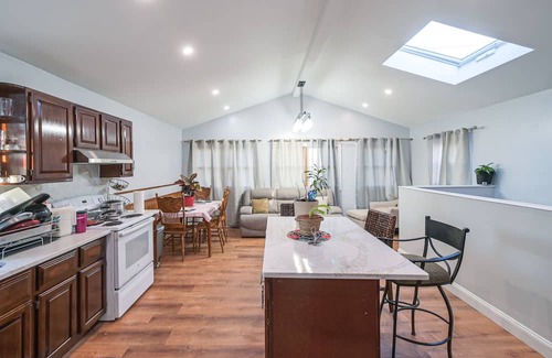 Elmont Apartment | New York Abode w/ Fire Pit, Near Lower Manhattan!