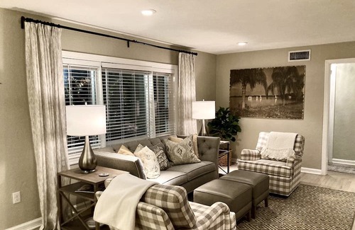 Lakeland House | Christmas in Lakeland!