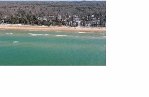 Mears Cabin | 2Bd/1Ba Cozy Cabin near ORV and Wineries with Wi-Fi