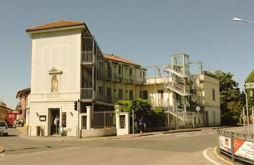 Rosate House | Elegant single room a few minutes from the highway exit towards Milan