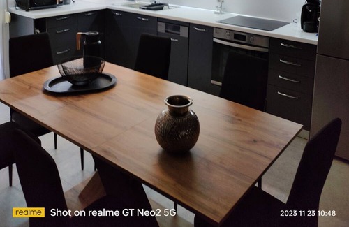 Volos City Centre Apartment | Modern appartment, perfect for couples & families. Enhanced Security features!