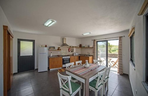Praia do Norte House | Blue House with Sea View