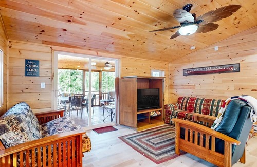 Long Lake House | Tree-lined lakefront cottage close to marina with partial AC - dog-friendly