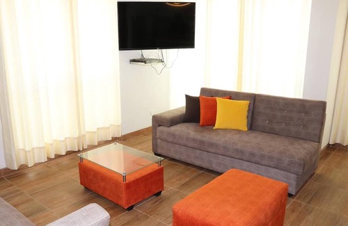 La Almudena Apartment | Spacious and complete apartment, San Borja