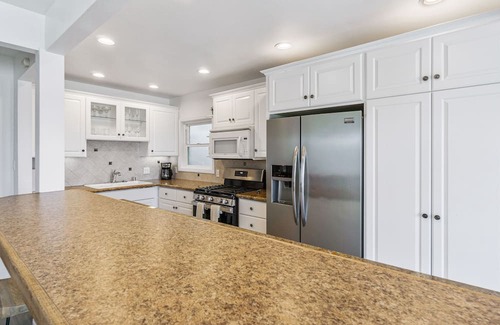 Old Towne House | Beachfront home with boogie boards and enclosed back yard