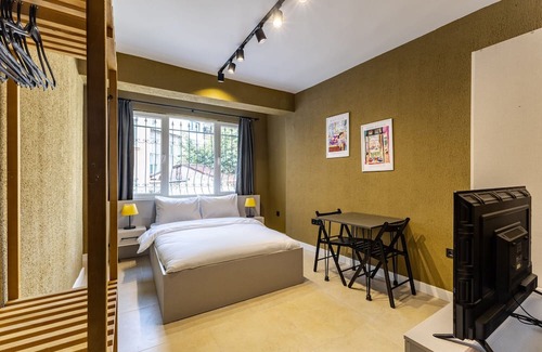 Fatih Apartment | Suit w King Bed 10 min to Sultanahmet Mosque