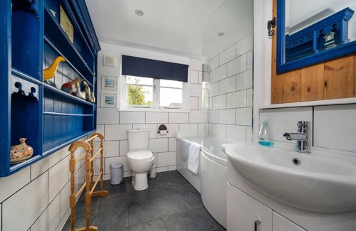 Ixworth House | Wits End Cottage, Ixworth