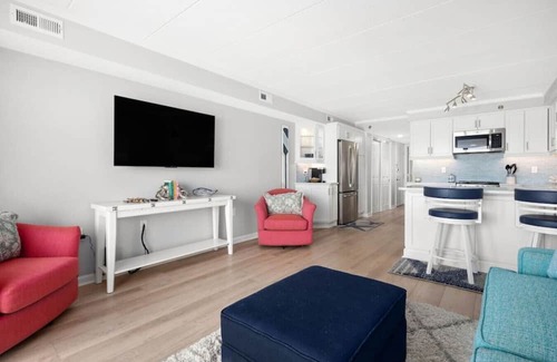 North Ocean City House | New! Oceanfront at Marigot Beach