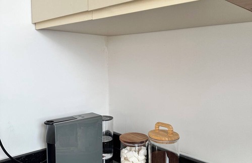 Hay El Farah Apartment | Quiet, bright apartment combining Moroccan craftsmanship and modern comfort.