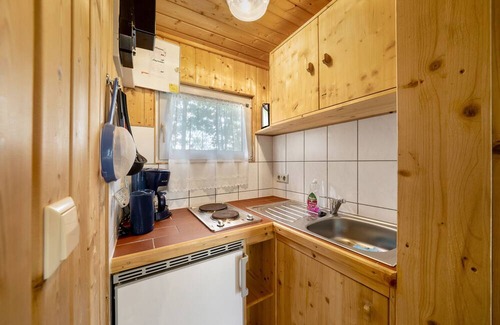 Waldhufen House | Bungalow '1 - Kimbucht' with Private Terrace and Shared Garden