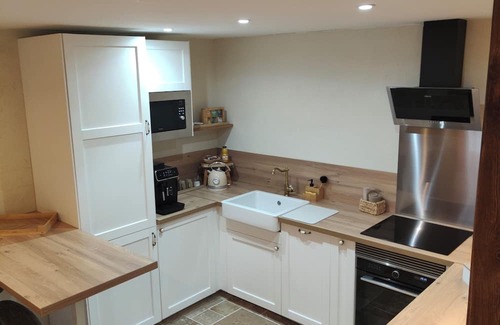 Oyonnax Apartment | Modern, fully-equipped apartment in town center, located between lakes and mountains