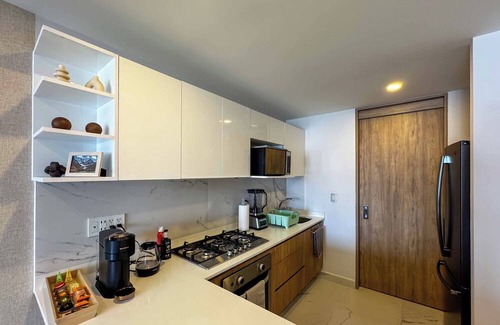 Santa Fe Condo | Modern Apartment with Top Amenities · Prime Santa Fe Location · 2BR/2BA