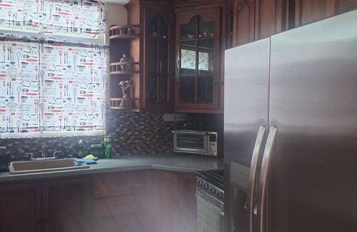 Fond Cani Apartment | Fabulous 3-bedroom apt with AC, Security cameras and Security doors in Trafalgar