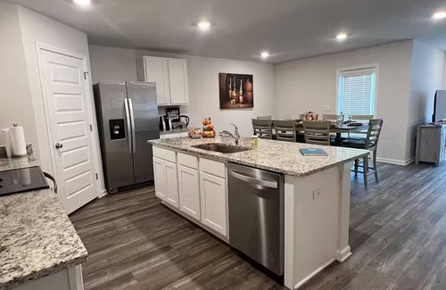 Crestview House | Delightful 4-bedroom house with AC in Crestview