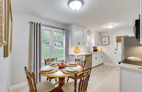 Pauline House | Topeka Farmhouse Hideaway: 5 Mi to Downtown!