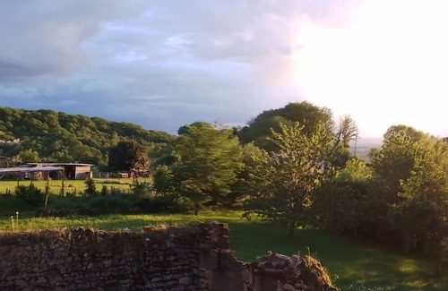 Lormes House | Converted barn, Morvan regional park. All comforts, nature, silence, top views