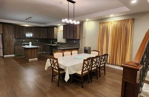 Georgetown House | Lamaha Gardens 4 Bedroom Exclusive Residence