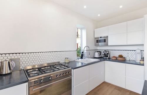 Garches Villa | Large villa on the heights of Garches, 20 minutes from Paris