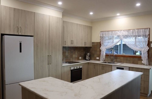 Camperdown House | Black Rock Cottage