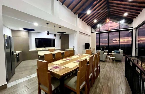 Filandia House | New Espectacular Chalet de lujo con vistas de lujo