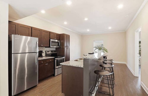 Central House | Gather & Unwind | Near Dining & Shops + Near CU!