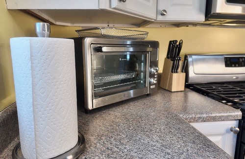 Concord Apartment | Clean Central Spacious Top Unit w/Laundry