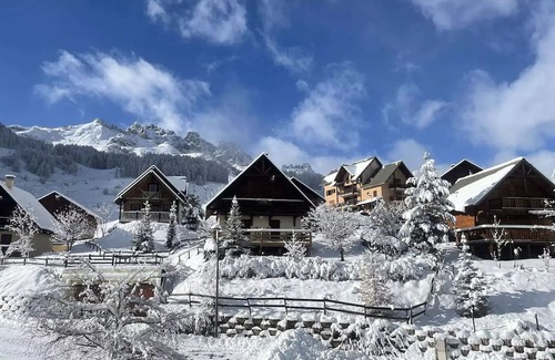 Reallon Apartment | Joubelle Residence - Beautiful renovated apartment chalet from 4 to 6 beds in Réallon