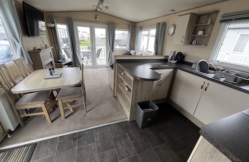 Dogdyke House | PLEASE DO NOT USE!