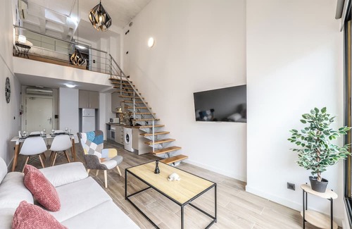 Simancas Apartment | Luxury duplex in quiet neighborhood