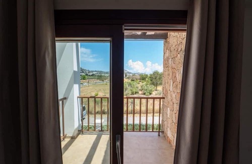 Puig d'en Valls Ski Chalet | Villa Can Rusiniol 1