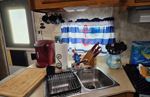 Winston Waterways House | 146 RV Vacation Rental n Key Largo Kampground, FL
