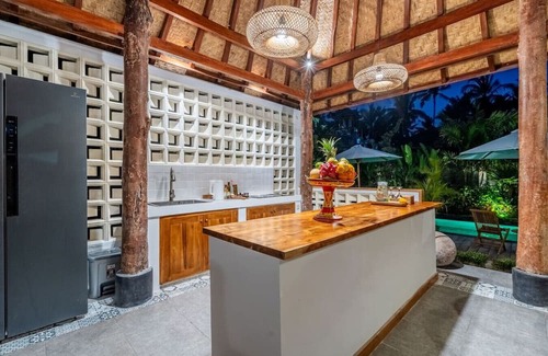Mendoyo Villa | Hidden 4 Bedroom Getaway Omah Tiga Bali Jembrana