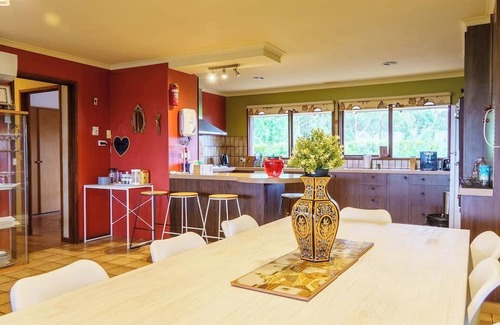 Yarra Glen House | Classic Farmhouse Vineyard Yarra Valley