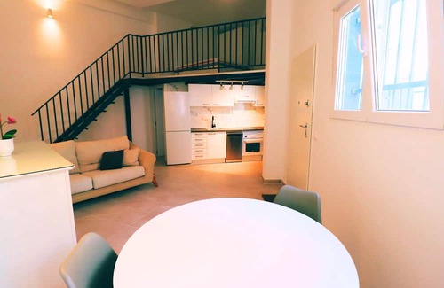 Vicalvaro Apartment | Beautiful Vacation Apartment