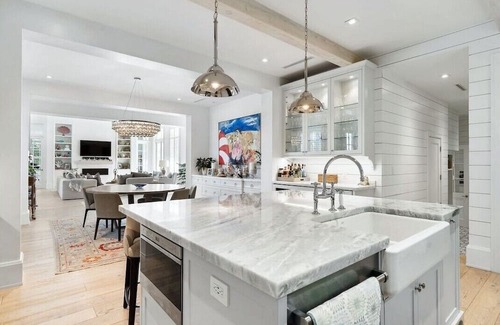 Nassau House | Luxurious Island Retreat in Ocean Club Estates