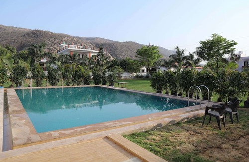 Pushkar Villa | Deluxe Villa at Aravali Hills Resort
