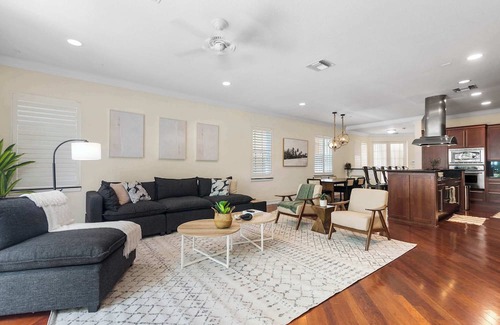 Tarpon River House | Downtown Home: 5 Beds/Rooftop Patio/Water Taxi