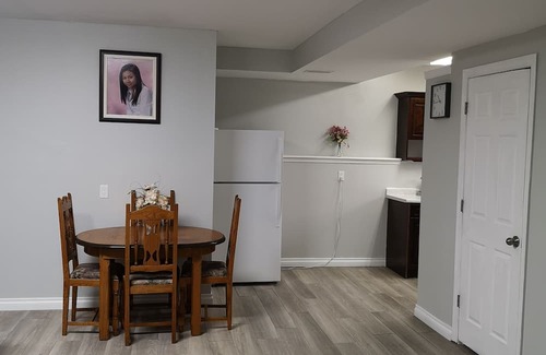 Argyle Apartment | Cozy apartment in London, Ontario Canada
