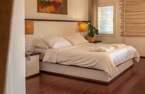Yalikavak Bed & Breakfast | Charming 1-bedroom bed & breakfast with AC, WiFi in lovely Bodrum