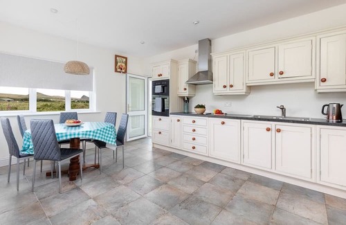 Ballyferriter House | Grianán - 4 bedroom head