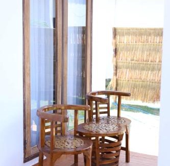 Selong Belanak Hotel | Abhizar Bungalow