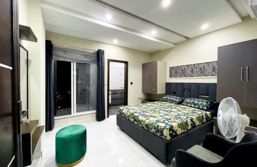 Bahria Town Apartment | 1 Bed Luxury Furnish Apartment Facing Eiffel Tower On Daily, Weekly and Monthly Basis