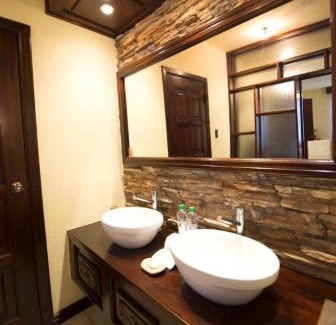 Villa Canales Hotel | Hotel Soleil Antigua Guatemala