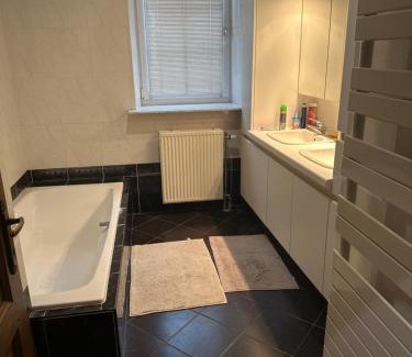 Chapelle-lez-Herlaimont House | ferme d'herlaimont 1