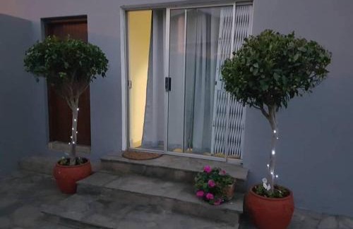 Walvis Bay Apartment | Surfers Cottage
